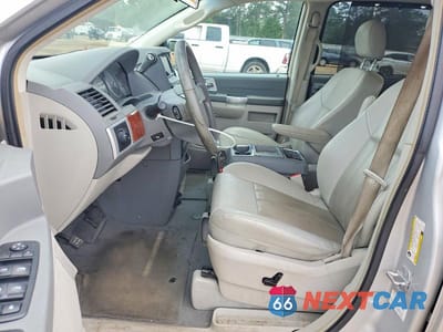 Zdjęcie 7 z 13 samochodu: 2008 CHRYSLER TOWN & COUNTRY TOURING VIN:2A8HR54P08R136684 - miniatura
