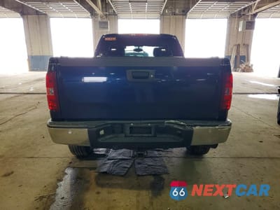 Zdjęcie 6 z 12 samochodu: 2011 CHEVROLET SILVERADO C1500 LT VIN:1GCRCSE01BZ143816 - miniatura