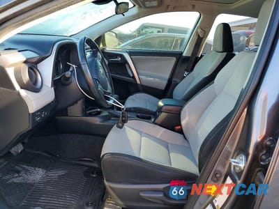 Zdjęcie 7 z 14 samochodu: 2018 TOYOTA RAV4 HYBRID XLE VIN:JTMRJREV8JD201216 - miniatura