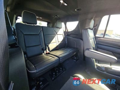 Zdjęcie 11 z 14 samochodu: 2023 CHEVROLET SUBURBAN K1500 PREMIER VIN:1GNSKFKD5PR363123 - miniatura