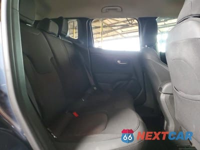 Zdjęcie 10 z 12 samochodu: 2023 JEEP RENEGADE LATITUDE VIN:ZACNJDB1XPPP36154 - miniatura