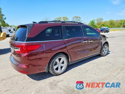 Trzecie zdjęcie samochodu z tyłu: 2019 HONDA ODYSSEY EXL VIN:5FNRL6H7XKB045860 - miniatura