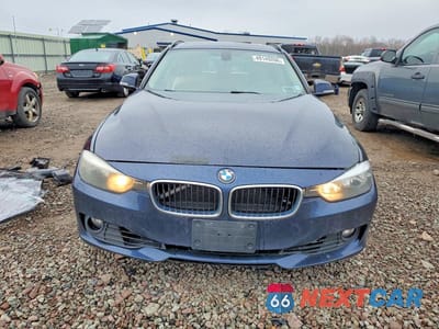 Piąte zdjęcie samochodu w środku: 2015 BMW 328 XI VIN:WBA3G7C53FK297221 - miniatura