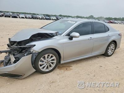 2023 TOYOTA CAMRY LE 4T1R11AK3PU804415 - główne zdjęcie licytacji z USA - miniatura