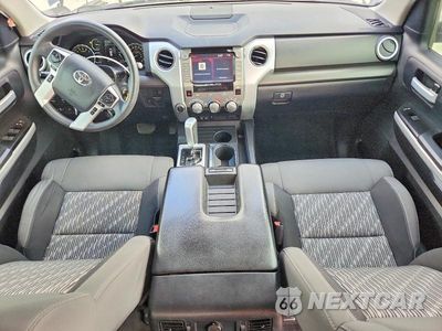 Zdjęcie 8 z 13 samochodu: 2020 TOYOTA TUNDRA SR5 VIN:5TFDY5F16LX921139 - miniatura