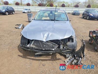 Piąte zdjęcie samochodu w środku: 2011 BMW 328 XI SULEV VIN:WBAPK5G51BNN80093 - miniatura