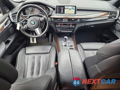 Zdjęcie 8 z 12 samochodu: 2018 BMW X5 XDR40E VIN:5UXKT0C55J0W01573 - miniatura