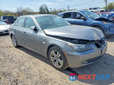 Czwarte zdjęcie samochodu z boku: 2009 BMW 528 XI VIN:WBANV13509C154463 - miniatura