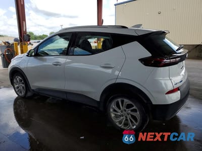 Drugie zdjęcie samochodu z przodu: 2023 CHEVROLET BOLT EUV LT VIN:1G1FY6S00P4146378 - miniatura