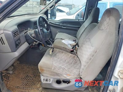 Zdjęcie 7 z 11 samochodu: 1999 FORD F350 SUPER DUTY FLATBED TRUCK VIN:1FTSW31F1XEE65931 - miniatura