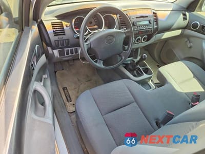 Zdjęcie 8 z 11 samochodu: 2007 TOYOTA TACOMA BASE VIN:5TENX22N07Z324839 - miniatura