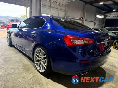 Trzecie zdjęcie samochodu z tyłu: 2014 MASERATI GHIBLI S VIN:ZAM57RTA0E1087454 - miniatura