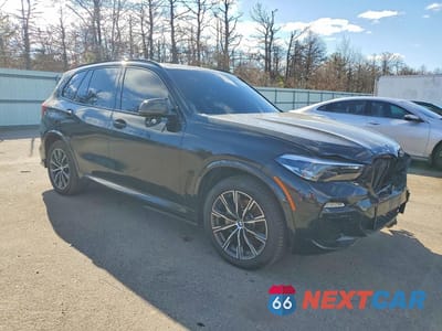 Czwarte zdjęcie samochodu z boku: 2019 BMW X5 XDRIVE40I VIN:5UXCR6C55KLL34523 - miniatura