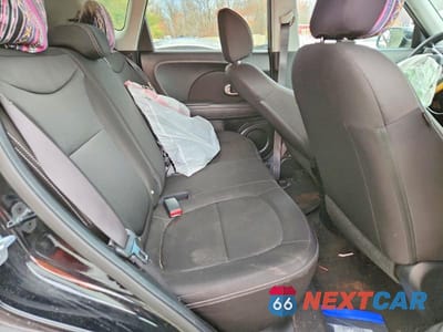 Zdjęcie 11 z 12 samochodu: 2016 KIA SOUL BASE VIN:KNDJN2A29G7317097 - miniatura