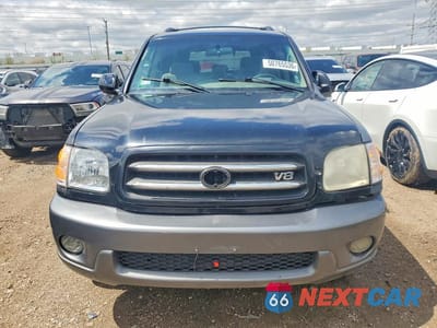 Piąte zdjęcie samochodu w środku: 2004 TOYOTA SEQUOIA SR5 VIN:5TDBT44A84S233427 - miniatura