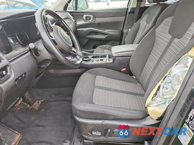 Zdjęcie 7 z 13 samochodu: 2021 KIA SORENTO LX VIN:5XYRGDLF6MG011160 - miniatura