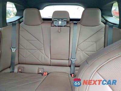 Zdjęcie 10 z 12 samochodu: 2025 BMW IX XDRIVE50 VIN:WB523CF02SCS14106 - miniatura