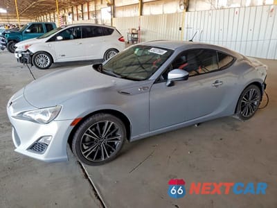 2013 SCION FR-S 10 SERIES JF1ZNAA19D2728809 - główne zdjęcie licytacji z USA - miniatura