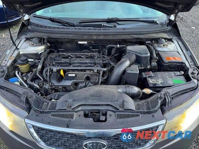 Zdjęcie 7 z 10 samochodu: 2011 KIA FORTE SX VIN:KNAFW4A30B5334170 - miniatura