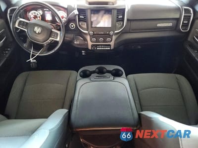 Zdjęcie 8 z 12 samochodu: 2021 RAM 2500 BIG HORN VIN:3C6UR5DL0MG556844 - miniatura