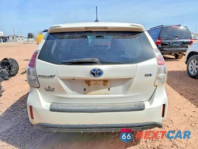 Zdjęcie 6 z 13 samochodu: 2015 TOYOTA PRIUS V THREE VIN:JTDZN3EU6FJ028524 - miniatura