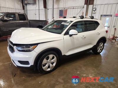 2020 VOLVO XC40 T4 MOMENTUM YV4AC2HK9L2326768 - główne zdjęcie licytacji z USA - miniatura