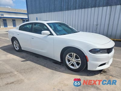 Czwarte zdjęcie samochodu z boku: 2021 DODGE CHARGER SXT VIN:2C3CDXBG5MH638965 - miniatura