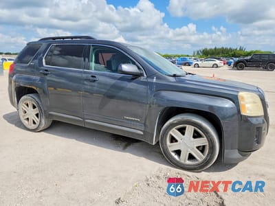 Czwarte zdjęcie samochodu z boku: 2011 GMC TERRAIN SLT VIN:2CTALUEC5B6369733 - miniatura