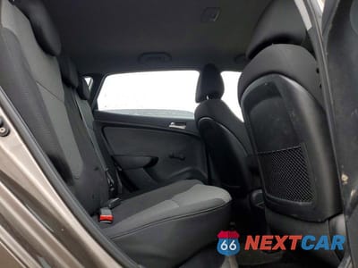 Zdjęcie 10 z 12 samochodu: 2012 HYUNDAI ACCENT GS VIN:KMHCT5AE8CU020405 - miniatura
