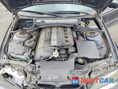 Zdjęcie 11 z 12 samochodu: 2005 BMW 330 I VIN:WBAEV53455KM08697 - miniatura