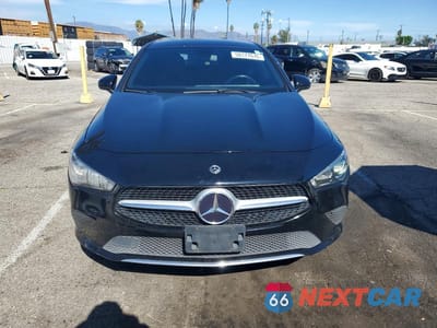 Piąte zdjęcie samochodu w środku: 2020 MERCEDES-BENZ CLA 250 VIN:W1K5J4GB2LN087544 - miniatura