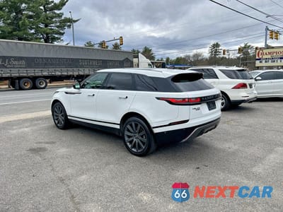 Trzecie zdjęcie samochodu z tyłu: 2018 LAND ROVER RANGE ROVER VELAR R-DYNAMIC HSE VIN:SALYM2RX0JA720387 - miniatura