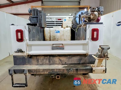 Zdjęcie 6 z 11 samochodu: 2020 FORD F350 SUPER DUTY UTILITY / SERVICE TRUCK VIN:1FD8X3B63LED40716 - miniatura