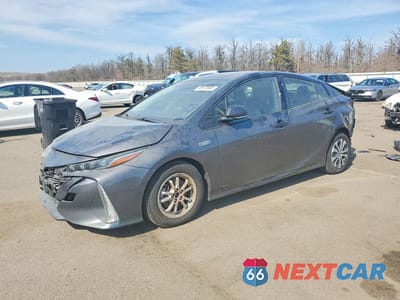2020 TOYOTA PRIUS JTDKARFP2L3153450 - główne zdjęcie licytacji z USA - miniatura