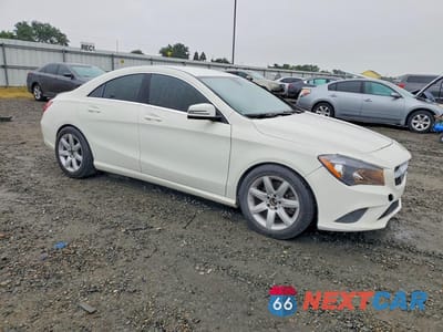Czwarte zdjęcie samochodu z boku: 2014 MERCEDES-BENZ CLA 250 4MATIC VIN:WDDSJ4GB8EN145548 - miniatura