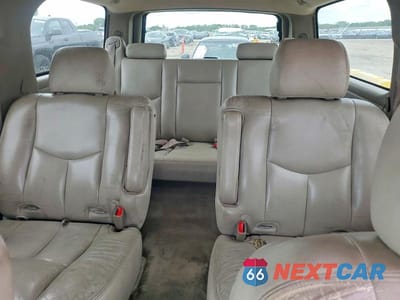 Zdjęcie 10 z 13 samochodu: 2004 GMC YUKON XL K1500 VIN:3GKFK16Z24G159978 - miniatura