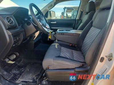 Zdjęcie 7 z 12 samochodu: 2020 TOYOTA TUNDRA SR5 VIN:5TFRY5F12LX266659 - miniatura