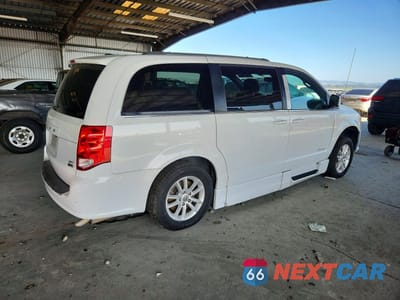 Trzecie zdjęcie samochodu z tyłu: 2018 DODGE GRAND CARAVAN- WHEELCHAIR VAN- GAS LEAK VIN:2C4RDGCG7JR206064 - miniatura
