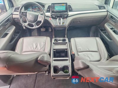 Zdjęcie 8 z 13 samochodu: 2018 HONDA ODYSSEY EXL VIN:5FNRL6H73JB097717 - miniatura
