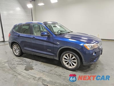 Czwarte zdjęcie samochodu z boku: 2017 BMW X3 XDRIVE28I VIN:5UXWX9C56H0T01710 - miniatura