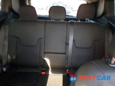Zdjęcie 10 z 14 samochodu: 2018 JEEP RENEGADE LATITUDE VIN:ZACCJABBXJPH96685 - miniatura