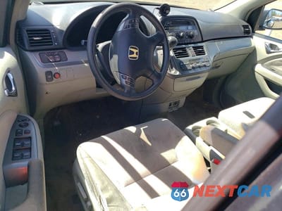 Zdjęcie 8 z 13 samochodu: 2005 HONDA ODYSSEY EX VIN:5FNRL38445B402863 - miniatura