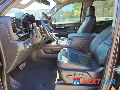Zdjęcie 7 z 12 samochodu: 2023 GMC SIERRA K1500 SLT VIN:3GTUUDEL4PG106716 - miniatura