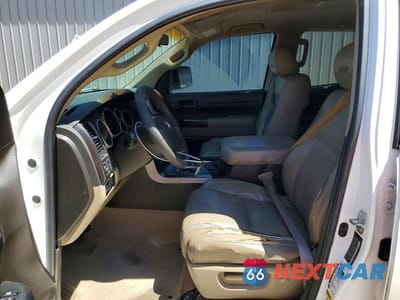 Zdjęcie 7 z 12 samochodu: 2008 TOYOTA TUNDRA SR5 VIN:5TBRV54198S475818 - miniatura