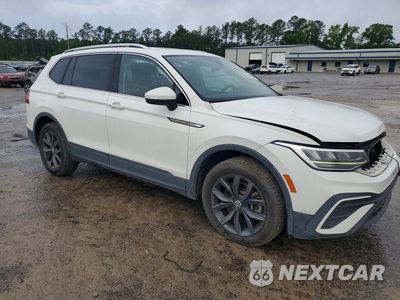 Czwarte zdjęcie samochodu z boku: 2022 VOLKSWAGEN TIGUAN SE VIN:3VV3B7AX8NM093738 - miniatura