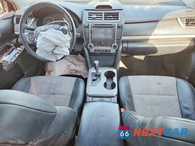 Zdjęcie 8 z 12 samochodu: 2012 TOYOTA CAMRY BASE VIN:4T1BF1FK2CU601084 - miniatura