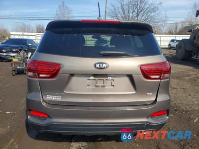 Zdjęcie 6 z 12 samochodu: 2019 KIA SORENTO LX VIN:5XYPGDA37KG545393 - miniatura