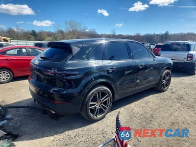 Trzecie zdjęcie samochodu z tyłu: 2023 PORSCHE CAYENNE S VIN:WP1AB2AY7PDA15403 - miniatura