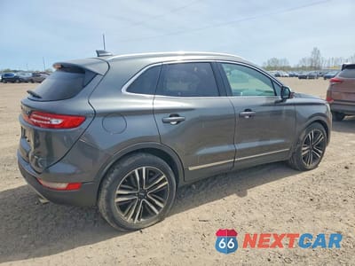 Trzecie zdjęcie samochodu z tyłu: 2017 LINCOLN MKC RESERVE VIN:5LMTJ3DH4HUL28594 - miniatura