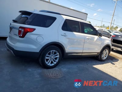 Trzecie zdjęcie samochodu z tyłu: 2016 FORD EXPLORER XLT VIN:1FM5K7D86GGD35754 - miniatura